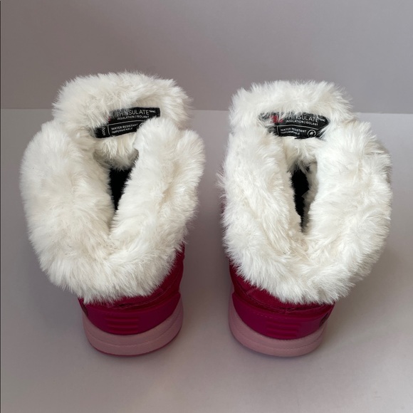 NWT Swiss Tech Bright Pink Kids Winter Boots with White Faux-Fur Cuff.  Size 8. - Picture 4 of 7